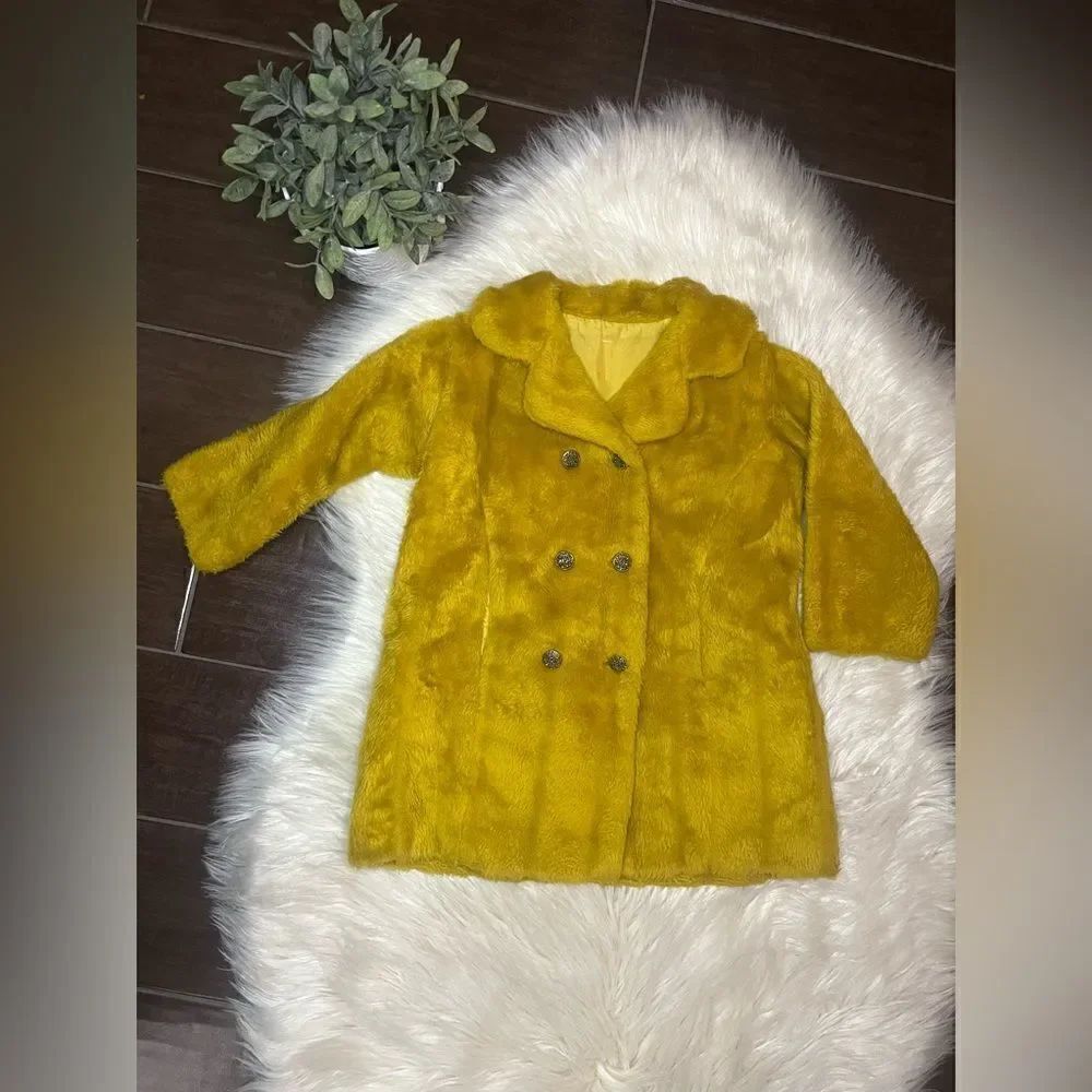 Beautiful faux fur Vintage Mustard colored pea coat